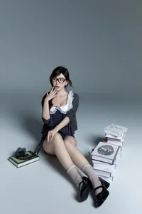 High-Fashion Aesthetics: YiTuYu Art Language Vol.7595 Featuring Carlee Shi 77 Ya - image 9