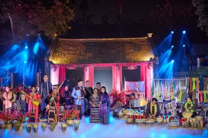 Designer Minh Hạnh and Singer Khang Ngọc: A Journey Honoring Ethnic Culture Through Vietnamese Art - image 5