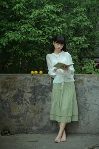 YiTuYu Art Language Vol.10086: Stunning 36P Photo Collection Featuring A Meng De Hu Ya - image 25