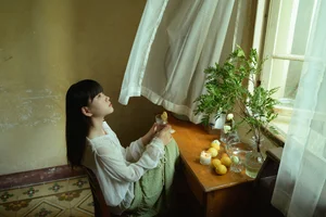 YiTuYu Art Language Vol.10086: Stunning 36P Photo Collection Featuring A Meng De Hu Ya - image 5