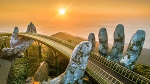 Da Nang Named Top 10 Global Food Destination for 2025 - image 8