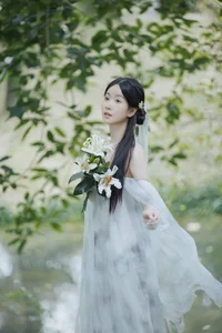 Visual Narrative of Zhai Xing Xing Gei Ni Ya in Art Language Vol.5577 - image 6