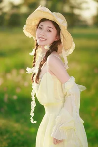 YiTuYu Art Language Vol.4975 Pei Tong Xue: A Masterclass in Visual Storytelling and Portraiture - image 4