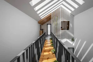 30+ Creative Skylight Designs for Modern Tube Houses: Enhancing Natural Light and Ventilation - image 1