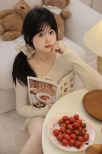 YiTuYu Art Language Vol.7118: Stunning Portraits of Xiao E Jiang Jiang Jiang - image 10