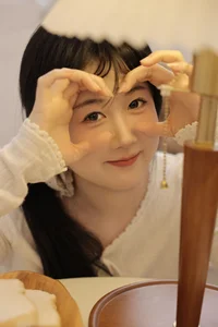 YiTuYu Art Language Vol.7118: Stunning Portraits of Xiao E Jiang Jiang Jiang - image 26