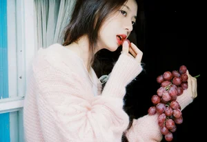 YiTuYu Art Language Vol.10469: Capturing the Vibrant Spirit of Xiao Yang in 20 Frames - image 1