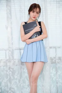 IESS Wan Ping Collection: Blue Super Sweet Style and Artistic Elegance - image 9