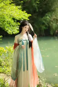 Xi Gua's Graceful Hanfu Elegance | YiTuYu Vol.8558 Collection - image 0