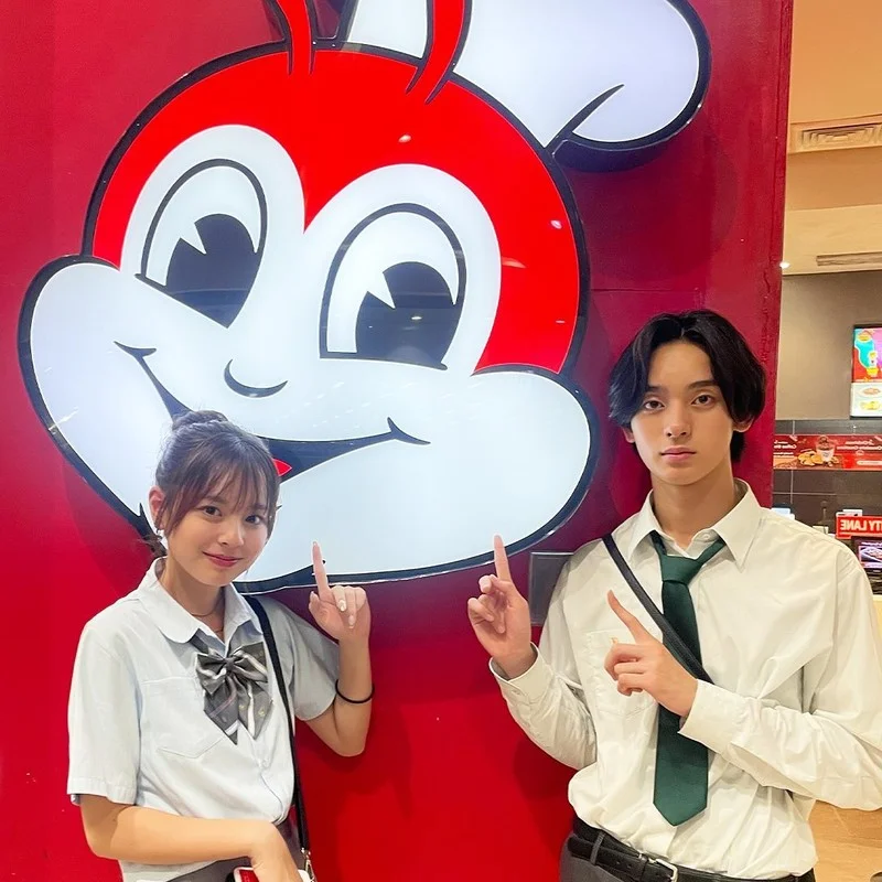 Vietnamese Male Student Becomes Viral Sensation in Japan