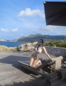 Vietnamese Influencer Tram Anh Makes a Stunning Social Media Comeback with Bold New Look - image 1