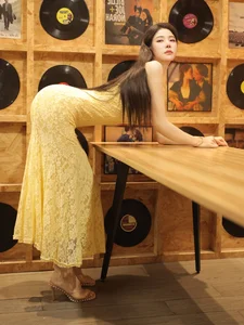 Li Shuang Er: A Classic Melody of Beauty - XiuRen Part01 - image 9