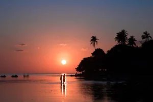 Discover the Magical Sandbar Path of Diep Son Island in Khanh Hoa - image 7
