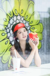 Sophisticated Portraits: YiTuYu Art Language Vol.7486 Cheng Zi Shu - image 7