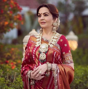 The Ageless Elegance of Nita Ambani: A Look at the Beauty and Influence of Asia’s Leading First Lady - image 3