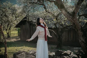 Springtime Magic in Moc Chau: Exploring the White Plum Blossom Valleys of Na Ka and Mu Nau for the Perfect Travel Photos - image 7