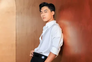 HIEUTHUHAI vs. Vo Dien Gia Huy: The Ultimate Red Carpet Face-Off for the Title of Fashion King - image 6