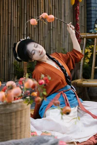 YiTuYu Art Language Vol.8054: A Captivating Visual Journey with Model Xian Lu - image 3