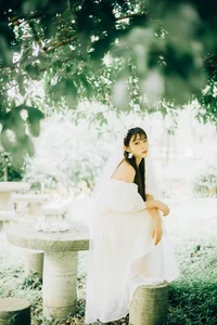 Captivating Visuals in YiTuYu Art Language Vol.6140 Showcasing Kure Suo Wei - image 30