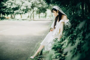 Captivating Visuals in YiTuYu Art Language Vol.6140 Showcasing Kure Suo Wei - image 4