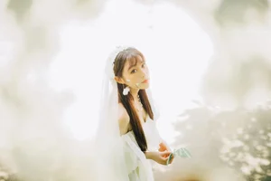 Captivating Visuals in YiTuYu Art Language Vol.6140 Showcasing Kure Suo Wei - image 26