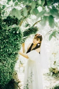 Captivating Visuals in YiTuYu Art Language Vol.6140 Showcasing Kure Suo Wei - image 8