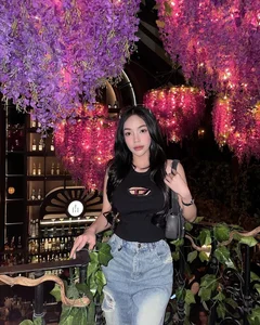 Captivating Urban Elegance: A Stunning Portrait Gallery Featuring Saigon’s Most Influential Fashion Icons and Modern Lifestyle Trends. - image 5
