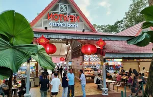 A Guide to Singapore's Iconic Late-Night Dining and Historic Eateries - image 10
