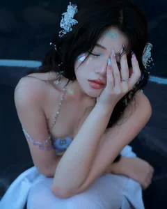 Phu Tho Beauty Transforms into an Enchanting Mermaid in Viral Shoot - image 1