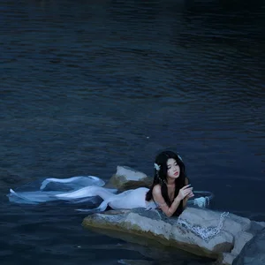 Phu Tho Beauty Transforms into an Enchanting Mermaid in Viral Shoot - image 5
