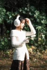 YiTuYu Art Language Vol.6514: Artistic Portrait Gallery Featuring Bei Shang Fei Niu - image 24