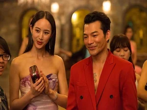 Exploring the Prestigious Background and Timeless Beauty of Actress Janine Chang - image 2