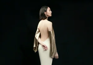 Exploring the Prestigious Background and Timeless Beauty of Actress Janine Chang - image 4