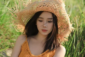 YiTuYu Art Language Vol.7471 Featuring To Xiao Bei - Aesthetic Portrait Photography - image 24