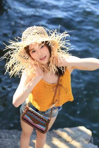 YiTuYu Art Language Vol.7471 Featuring To Xiao Bei - Aesthetic Portrait Photography - image 0