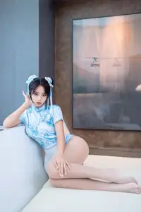 XiuRen Shi An An Alluring in Unique Blue Porcelain Cheongsam - 0017-7430948285 - image 29
