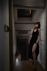 YiTuYu Vol.8830: Yuan Yuan Cheng – Elegant Allure Under Mysterious Light - image 31