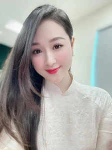The Evolution of Elegance: A Closer Look at Hanoi’s Most Famous Teacher from 2023 - image 4