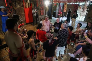 Exploring the Dayak Tribe: The Former Headhunters of Borneo Island - image 9