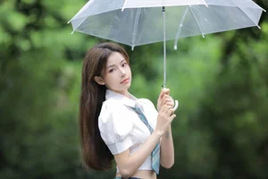 YiTuYu Art Language Vol. 5093: Capturing the Graceful Aesthetic of Model You You - image 2