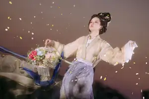 Ethereal Bao Xian - YiTuYu Art Language Vol.8563: Ancient Grace in a Floral Dreamscape - image 11