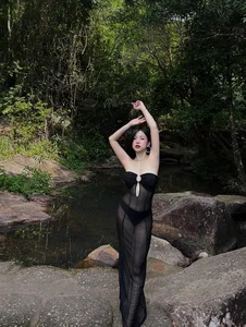 Breathtaking Nature Photoshoot: How This Viral Influencer is Redefining Outdoor Aesthetics with Stunning Stream-Side Photography - image 7