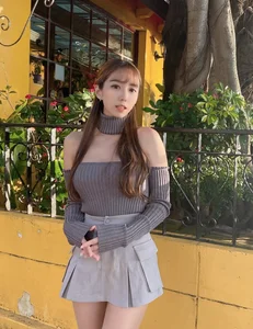 Exploring Bold Fashion Trends: The Rise of Lingerie-Inspired Streetwear in Taiwanese Social Media Culture - image 7