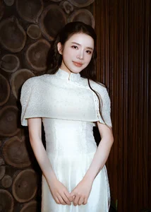 From Street Musician to Cinema Star: The Incredible Rise of LyLy in the 100 Billion VND Film Success - image 3