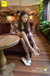 IESS Sixiangjia 053: Qi Qi Explores Silicone Non-Slip Hosiery - image 34