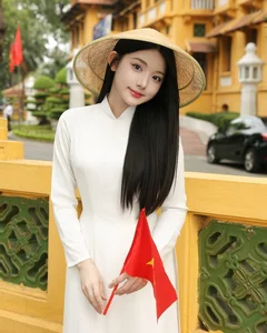 The Mukbang Fairy Captivates Fans in Traditional Ao Dai and Conical Hat - image 7