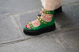 10 Essential Summer Shoe Styles for a Chic and Stylish Look - image 7