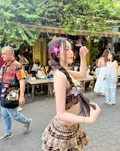 Viral Duct Tape Dress Trend: How This Million-Follower Influencer Redefined Creative Fashion - image 1