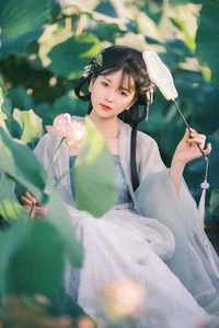 Jing Jing's Artistic Vision: YiTuYu Art Language Vol.7464 - image 3