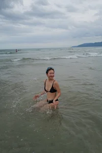 Khả Ngân Stuns Netizens with Glamorous Bikini Gallery: A Fusion of Fitness and Fashion - image 3